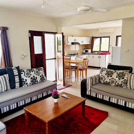 Masters 2 Bedroom Apartment Westfield นาดี ภายนอก รูปภาพ